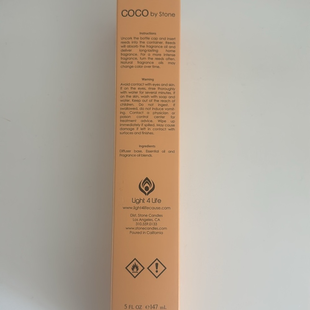 New in Box-Coco by Stone Reed Diffuser in Smells like Driftwood - Picture 3 of 4